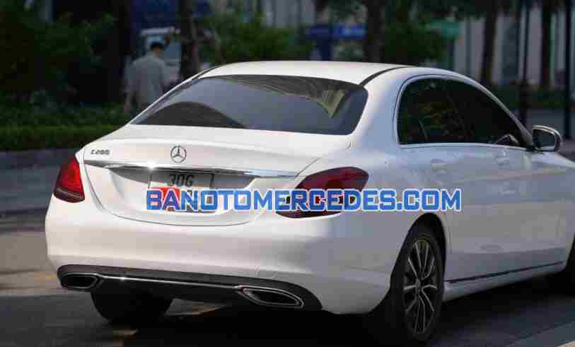 Cần bán Mercedes Benz C class C200 2018, xe đẹp giá rẻ bất ngờ