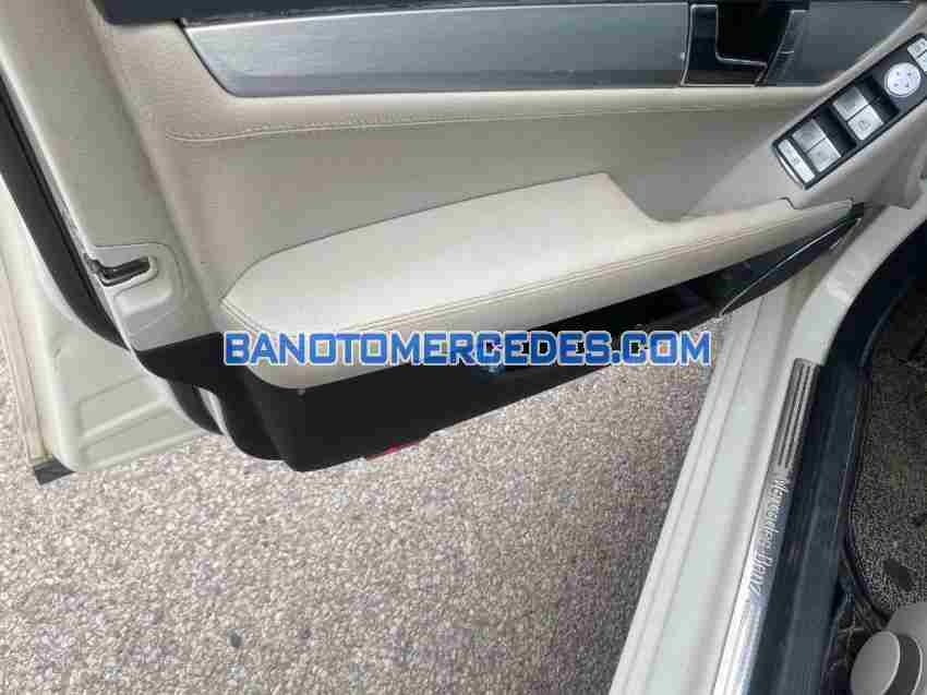 Cần bán Mercedes Benz C class C200 CGI 2010, xe đẹp giá rẻ bất ngờ