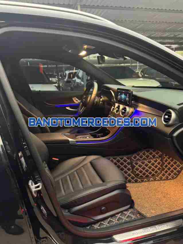 Bán xe Mercedes Benz GLC 200 4Matic sx 2021 - giá rẻ