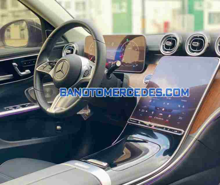 Cần bán xe Mercedes Benz C class C200 Avantgarde Plus năm 2022 màu Đen cực đẹp