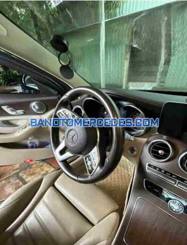 Cần bán nhanh Mercedes Benz C class C200 Exclusive 2020 cực đẹp