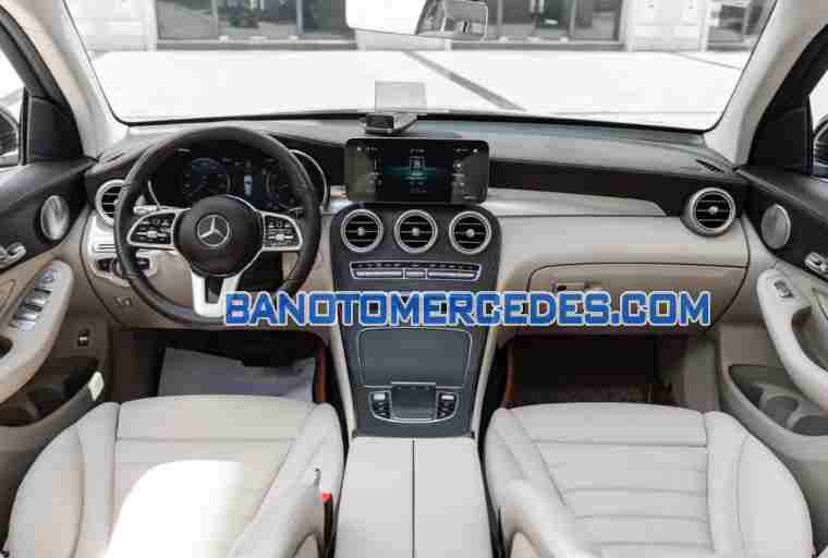 Cần bán Mercedes Benz GLC 300 4Matic 2021 xe đẹp
