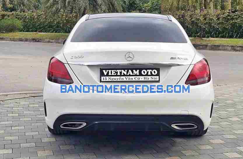 Cần bán gấp xe Mercedes Benz C class C300 AMG 2021 màu Trắng