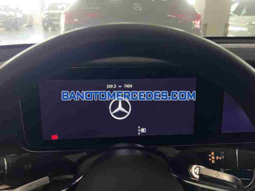 Xe Mercedes Benz E class E200 Exclusive đời 2023 đẹp bán gấp