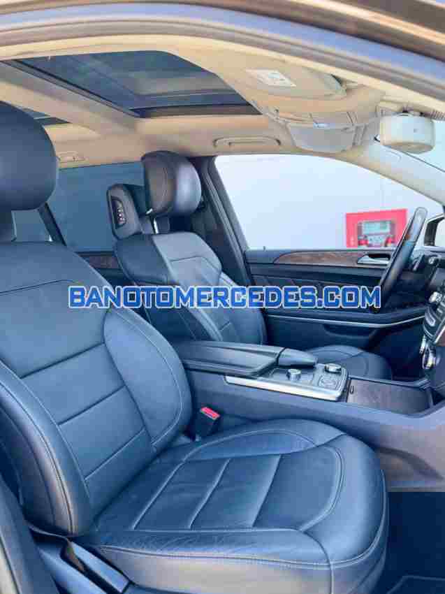 Cần bán xe Mercedes Benz GL 500 4Matic màu Nâu 2015