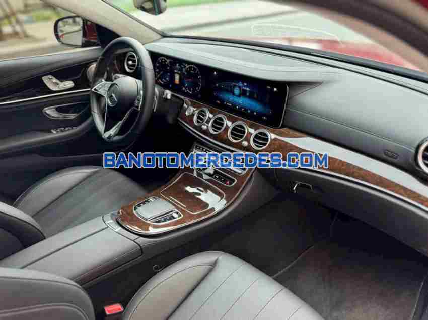 Cần bán Mercedes Benz E class E200 Exclusive Máy xăng 2022 màu Đỏ