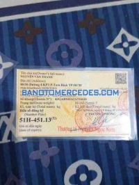 Cần bán gấp xe Mercedes Benz ML Class ML320 năm 2002, màu Đen, Số tự động