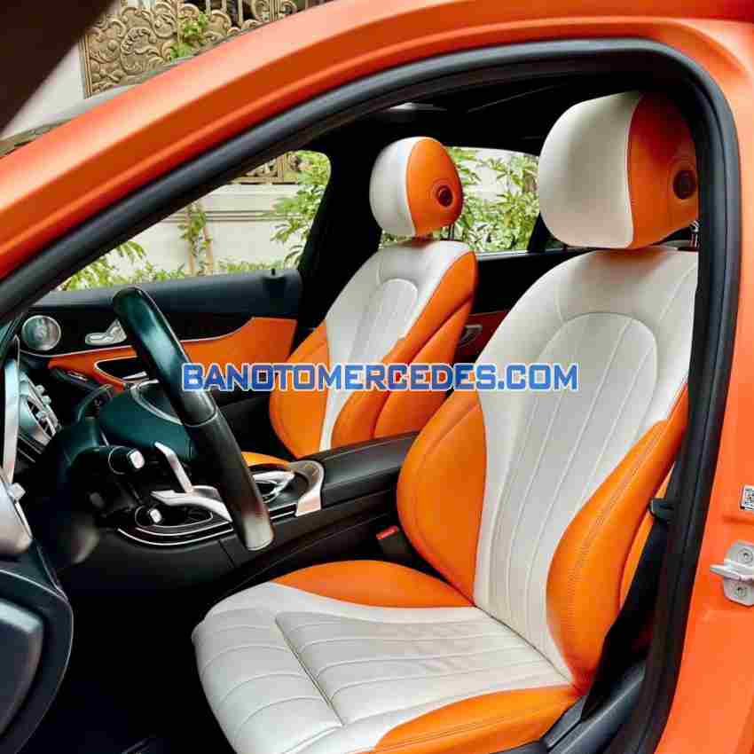 Mercedes Benz C class C300 AMG 2015, xe đẹp, hết ý