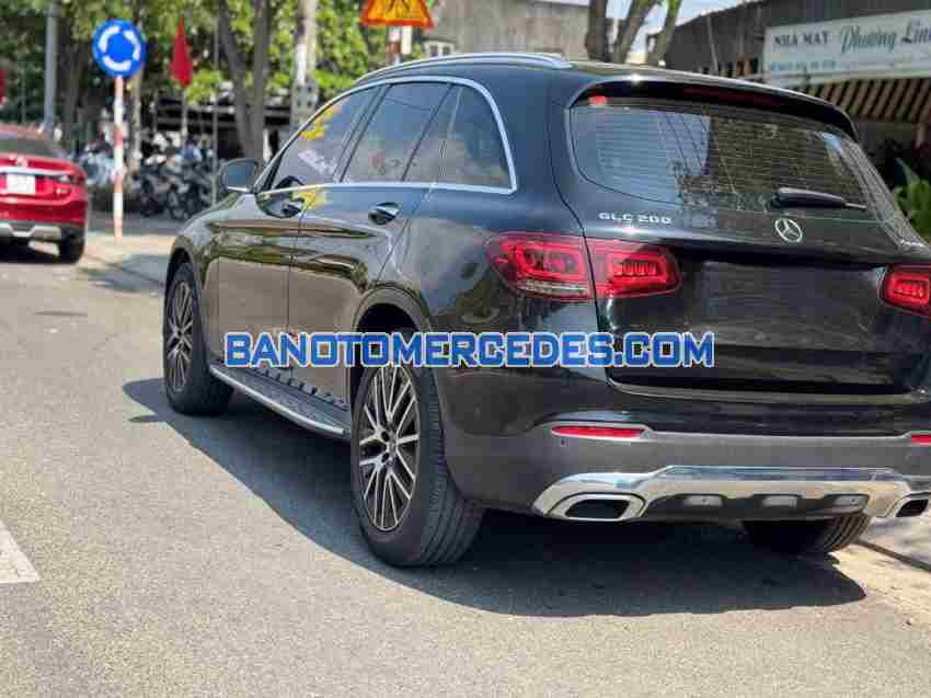 Cần bán Mercedes Benz GLC 200 4Matic Máy xăng 2022 màu Đen