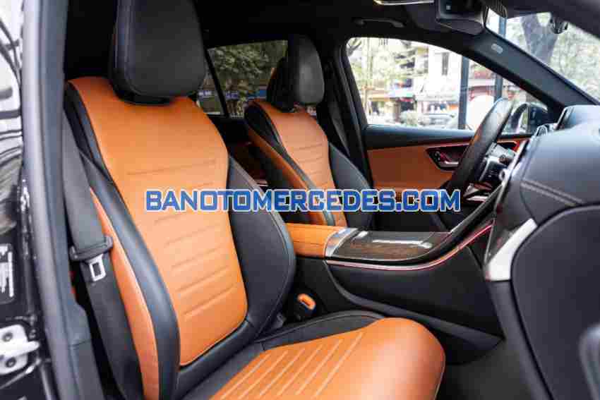 Cần bán xe Mercedes Benz GLC 300 4Matic đời 2023
