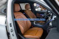 Cần bán xe Mercedes Benz GLC 300 4Matic màu Trắng 2022