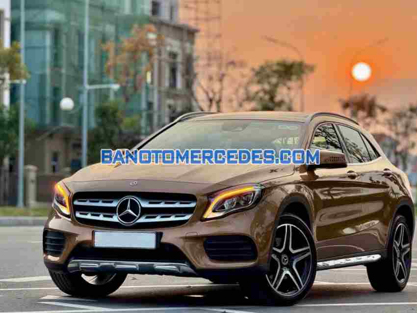 Bán Mercedes Benz GLA class GLA 250 4Matic đời 2018 xe đẹp - giá tốt