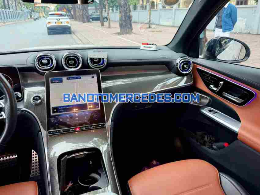 Cần bán nhanh Mercedes Benz GLC 300 4Matic 2023 cực đẹp