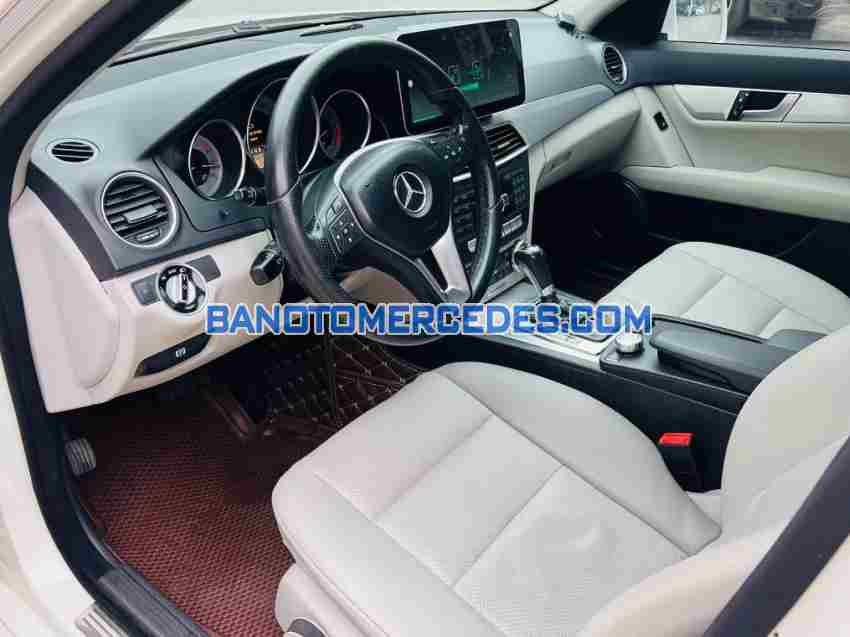 Bán xe Mercedes Benz C class C200 sx 2011 - giá rẻ