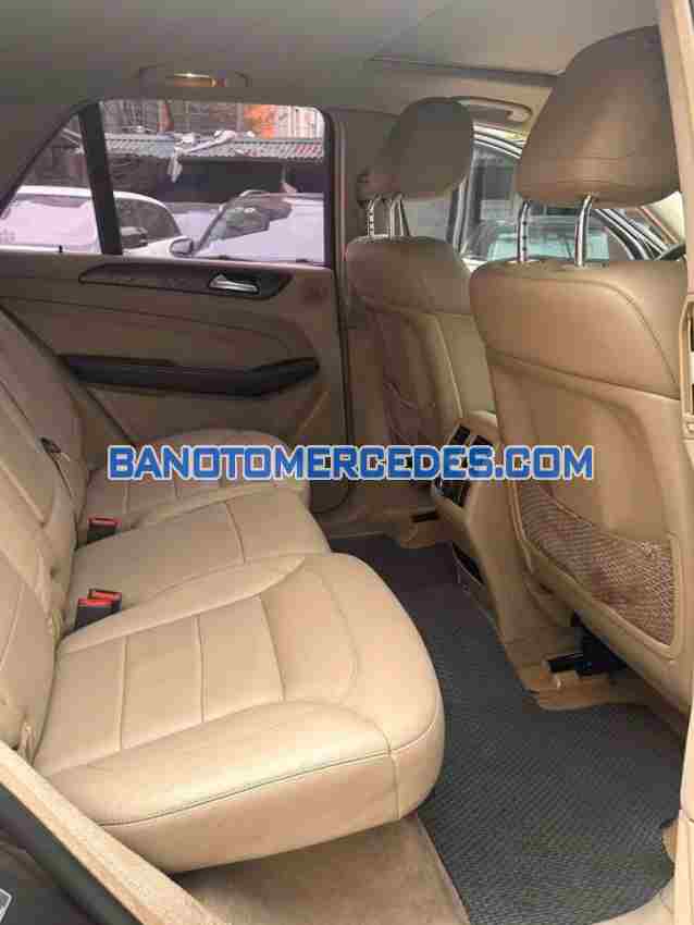 Cần bán Mercedes Benz ML Class ML400 4Matic đời 2015