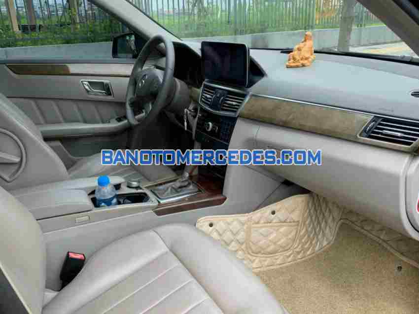 Mercedes Benz E class E200 2011, xe đẹp, hết ý