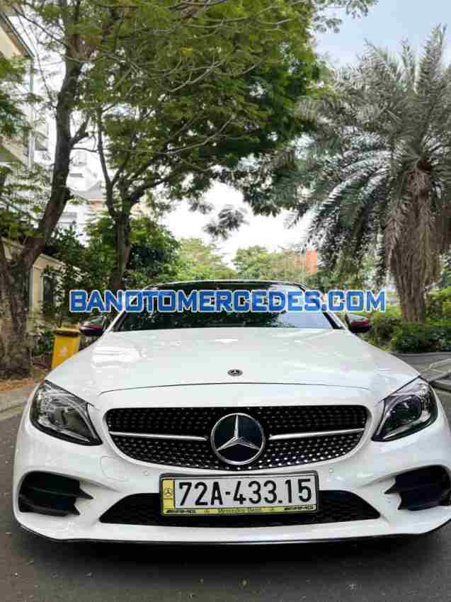 Bán Mercedes Benz C class C300 AMG, màu Trắng, Máy xăng, 2019