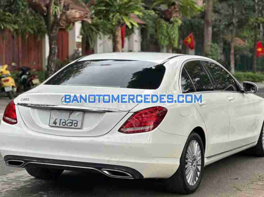 Cần bán Mercedes Benz C class C250 Exclusive Máy xăng 2016 màu Trắng