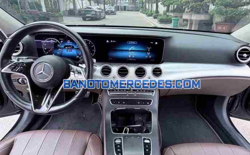 Cần bán gấp xe Mercedes Benz E class E180 2021 màu Đen