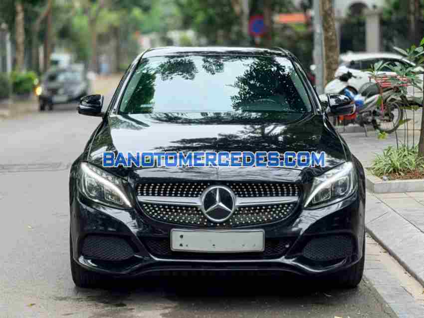 Cần bán xe Mercedes Benz C class C200 đời 2015
