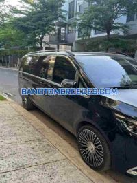 Cần bán xe Mercedes Benz V class V250 Avantgarde năm 2016 màu Đen cực đẹp
