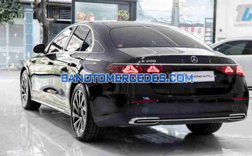 Cần bán gấp Mercedes Benz E class E200 Exclusive 2025 - Xe đẹp - Giá tốt
