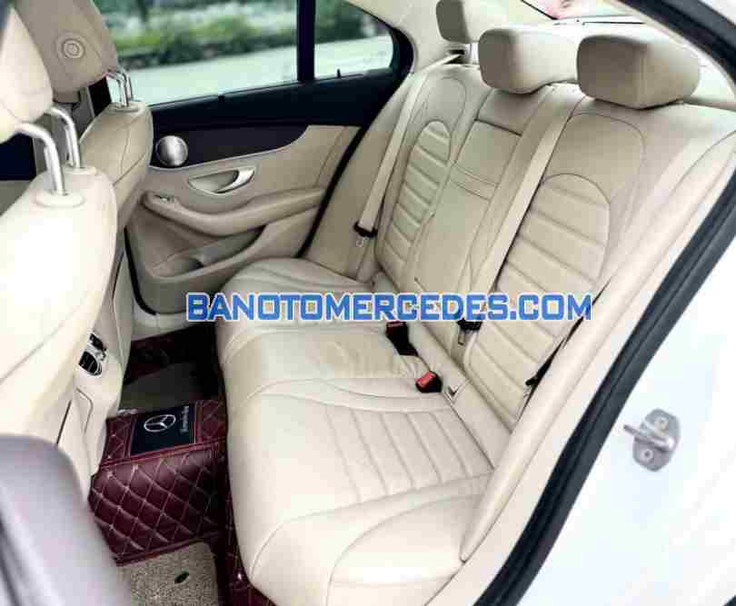 Cần bán gấp Mercedes Benz C class C200 Exclusive 2020 - Xe đẹp - Giá tốt