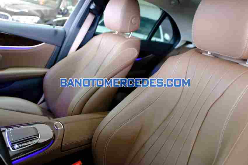 Xe Mercedes Benz E class E200 Exclusive đời 2024 đẹp bán gấp