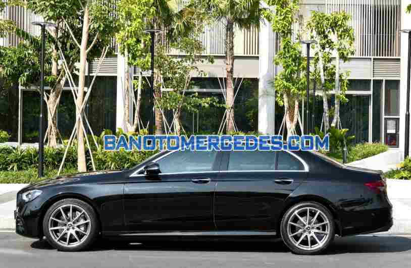 Cần bán xe Mercedes Benz E class E300 AMG 2021 Số tự động màu Đen