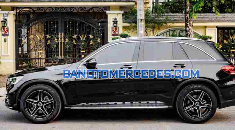 Bán xe Mercedes Benz GLC 300 4Matic sx 2021 - giá rẻ