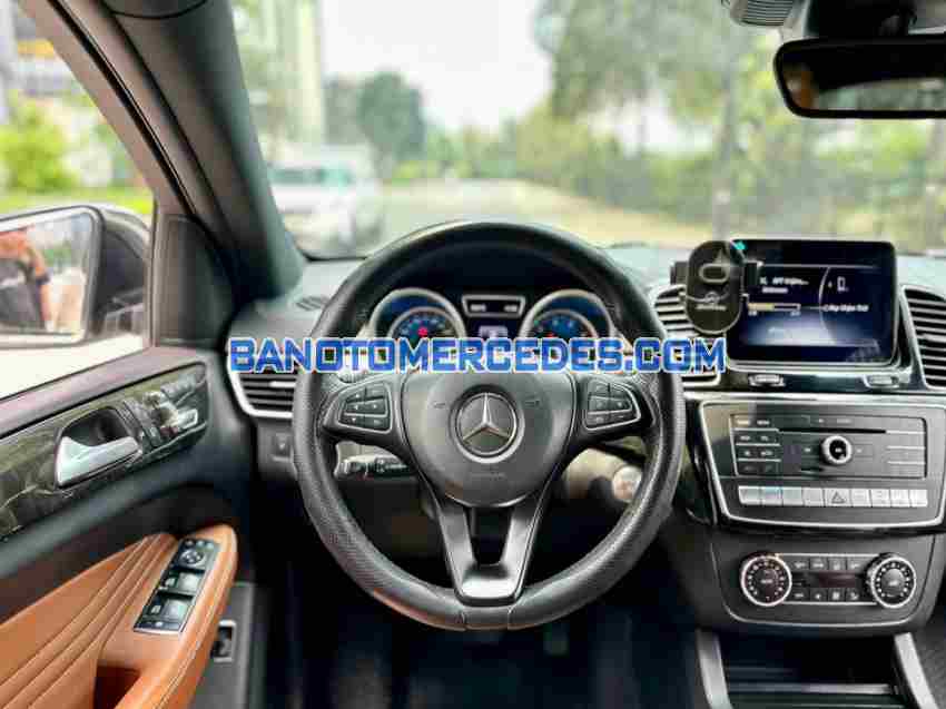 Cần bán xe Mercedes Benz GLE Class GLE 400 4Matic Coupe đời 2018