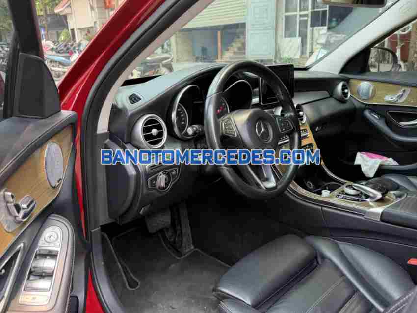 Cần bán gấp Mercedes Benz C class C250 Exclusive 2016 - Xe đẹp - Giá tốt