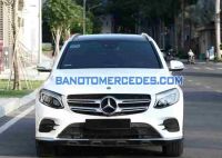 Cần bán gấp Mercedes Benz GLC 300 4Matic đời 2018, màu Trắng