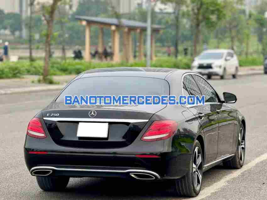 Mercedes Benz E class E250 sản xuất 2017 cực chất!