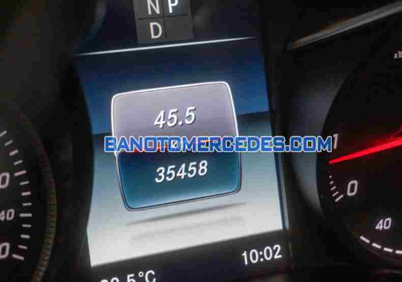 Cần bán Mercedes Benz GLC 300 4Matic 2018 xe đẹp