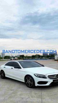 Cần bán gấp xe Mercedes Benz C class C300 AMG năm 2016, màu Trắng, Số tự động