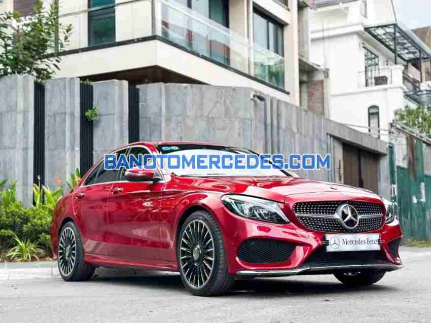 Cần bán gấp xe Mercedes Benz C class C300 AMG năm 2018, màu Đỏ, Số tự động