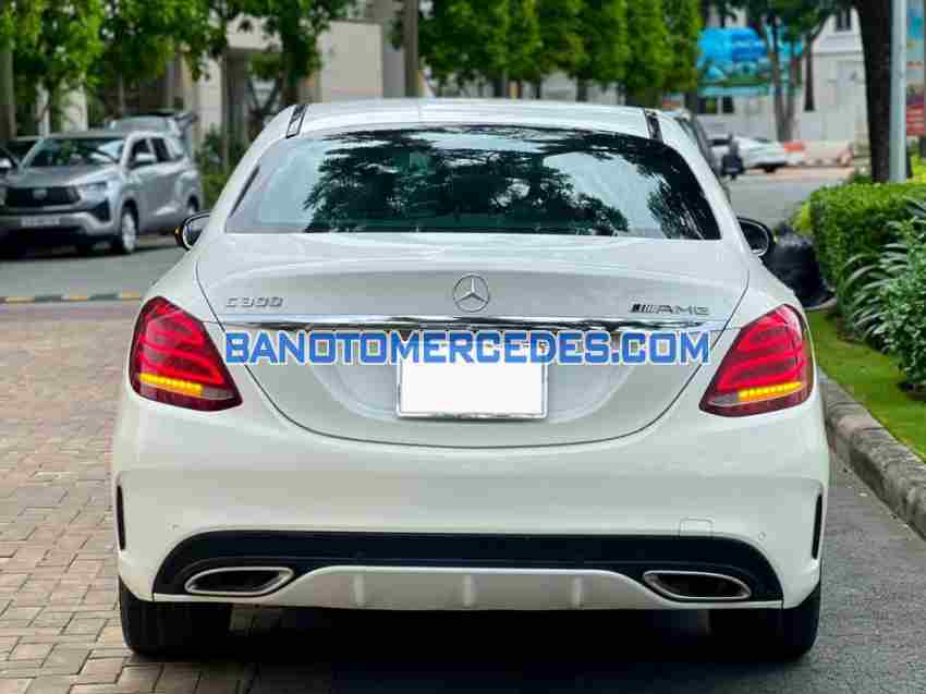 Xe Mercedes Benz C class C300 AMG đời 2018 đẹp bán gấp