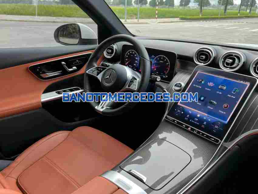 Mercedes Benz GLC 200 4Matic sx 2026 mới kính kong