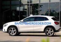 Cần bán gấp Mercedes Benz GLA class GLA 200 đời 2019, màu Trắng