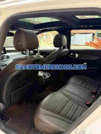 Cần bán gấp xe Mercedes Benz GLC 300 4Matic 2018 màu Trắng