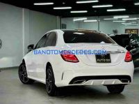 Cần bán gấp xe Mercedes Benz C class C300 AMG 2017 màu Trắng