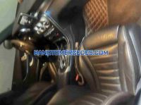 Cần bán xe Mercedes Benz GLC 300 4Matic năm 2018 màu Trắng cực đẹp