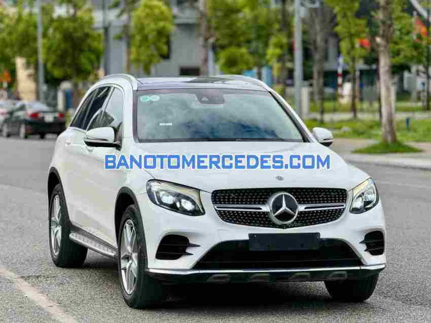 Cần bán xe Mercedes Benz GLC 300 4Matic 2018 Số tự động màu Trắng