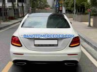 Cần bán gấp xe Mercedes Benz E class E300 AMG năm 2020, màu Trắng, Số tự động