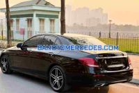 Cần bán gấp Mercedes Benz E class E300 AMG đời 2019, màu Đen