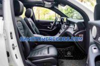 Cần bán gấp Mercedes Benz GLC 300 4Matic đời 2022, màu Trắng