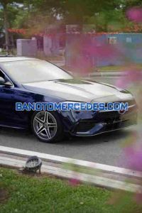 Cần bán xe Mercedes Benz C class C300 AMG năm 2022 màu Xanh cực đẹp