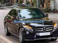 Cần bán xe Mercedes Benz C class C300 AMG màu Đen 2017