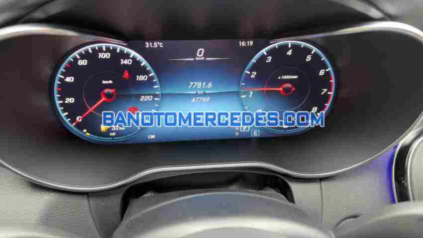 Bán Mercedes Benz C class C300 AMG 2019 - giá tốt